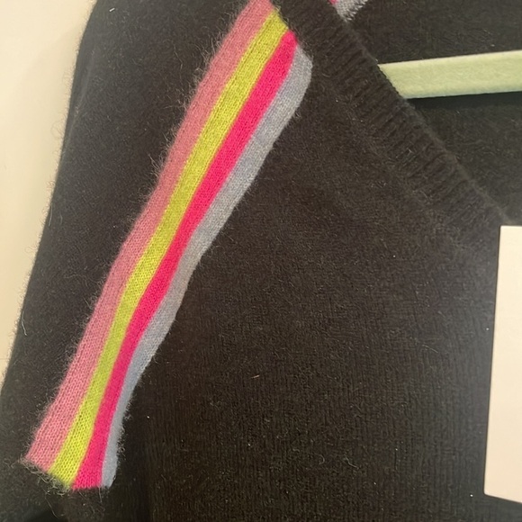 Scott & Scott London Lola Cashmere V-neck Sweater NWT - Picture 6 of 10